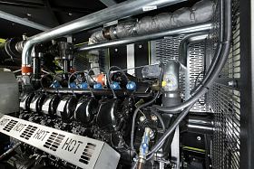 Газовый генератор Pramac GGW130G в кожухе — фото 8